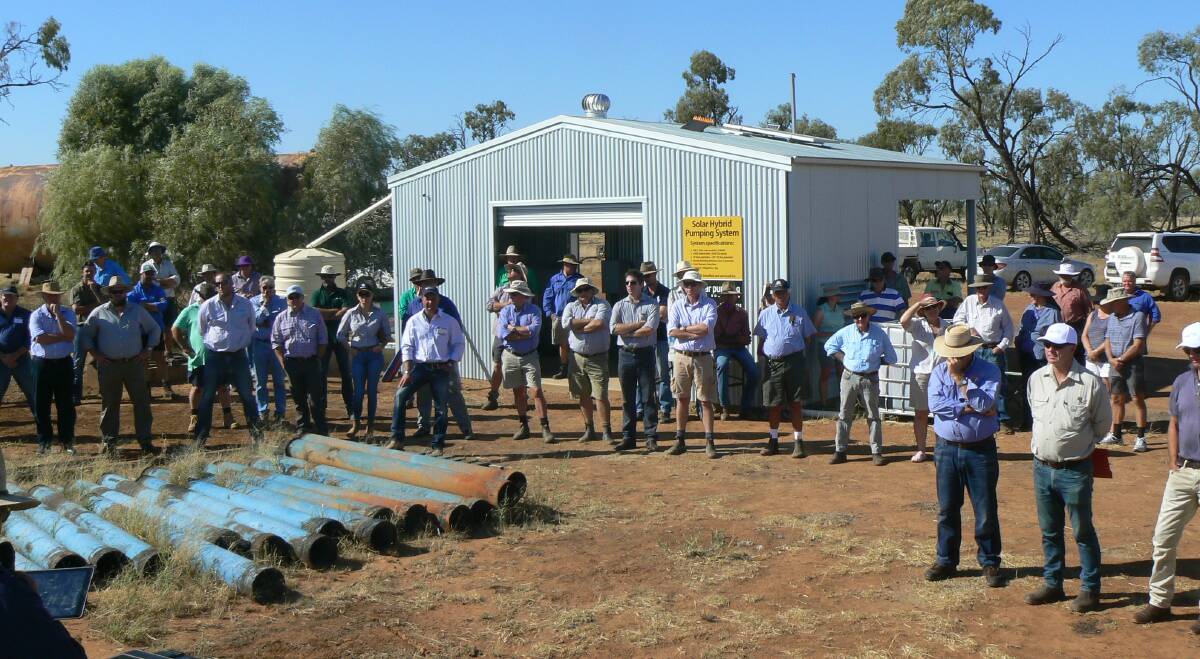 The promise of solar industry insight drew more than 110 farmers to Narromine for a hybrid energy irrigator field day this month. 