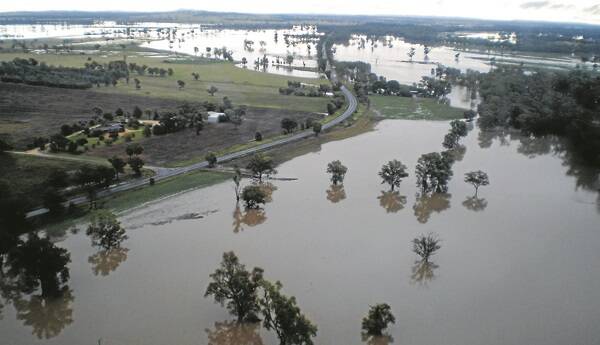 Flooding between Cowra and Forbes on the Lachlan River in this March 2012 file photo. Photo: SES.