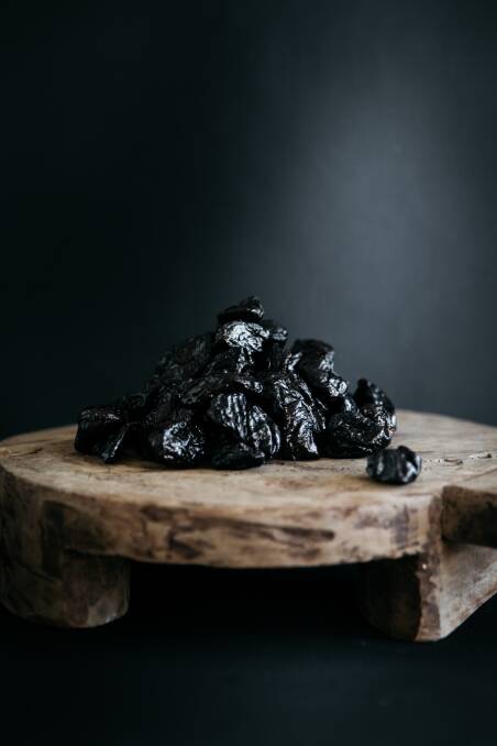 Australian prunes are grown mainly in the Griffith and Young regions of NSW. Hailed as the new super-food, they are mineral-rich aiding gut health, bone densisty and mental acuity.