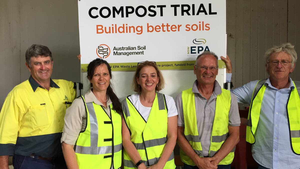 Key personnel at the Australian Soil Management (ASM) field day at the Select Harvest almond orchard west of Narrandera included Peter Reynolds (Select Harvest), Nicole Masters (Integrity Soils), Amanda Kane, (NSW EPA) and Norman Marshall and Greg Bender (ASM). Trials using compost as fertiliser over a 10 ha area yielded surprising changes in a few months.