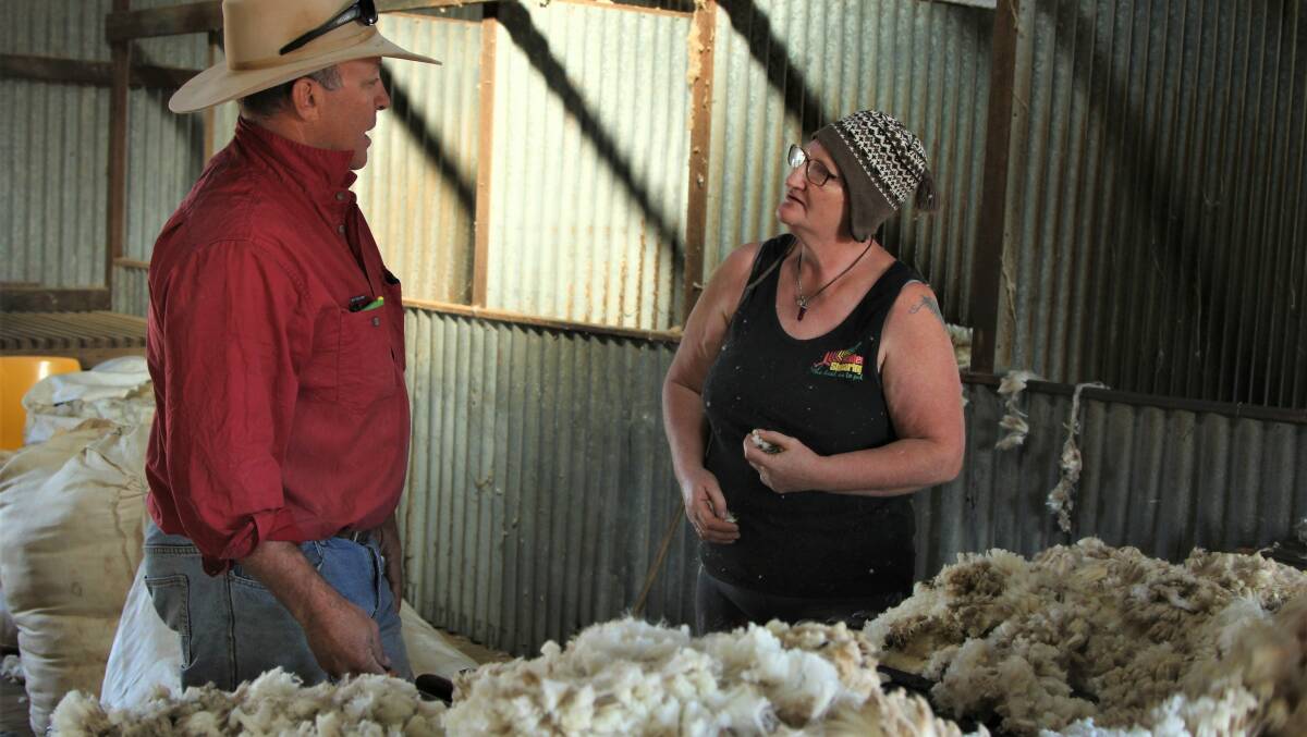 Will Chandler and woolclasser Jackie Garden discuss the wool coming off the cull weaners being shorn at Oma.