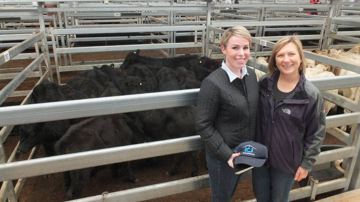 Buyer Kate Walker, Quirindi, and her mother-in-law Fran Heath, Quirindi. Kate bought vealer steers for $685 a head.