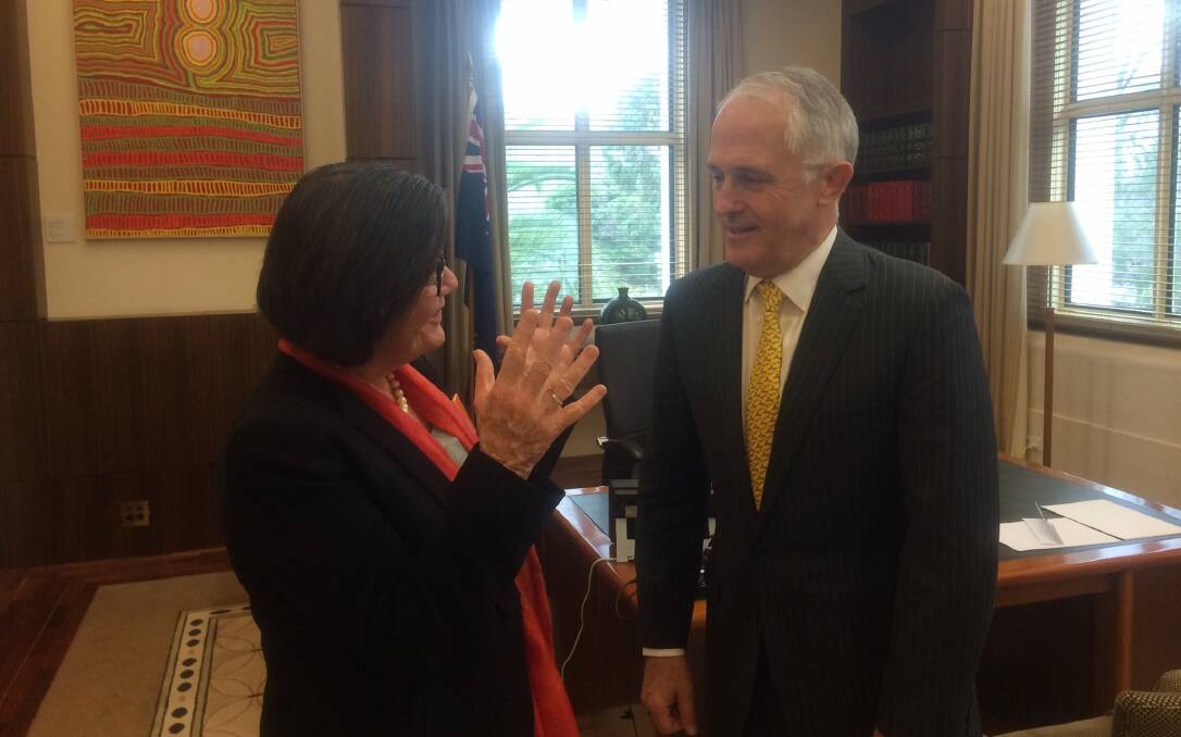 Victorian Independent MP Cathy McGowan and PM Malcolm Turnbull met today in Melbourne.
* Picture supplied by Ms McGowan.