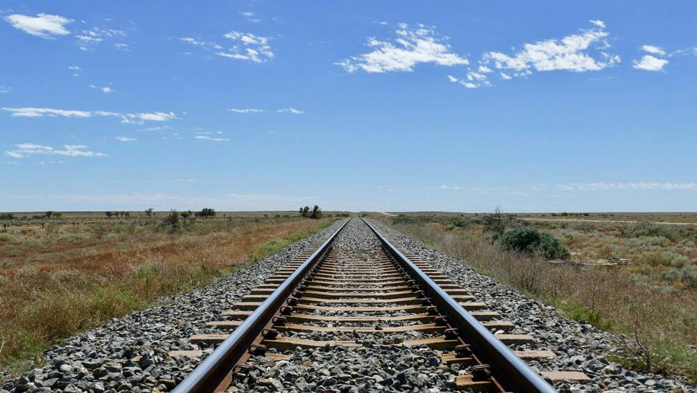 Inland Rail will run from Melbourne to Brisbane, but corridor under question and land access agreements being held up as landholders refuse to sign.