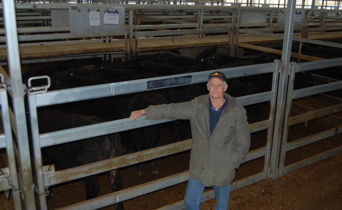 Gary King, 'Black Opal Park, Blayney, bought 18 Angus steers weighing an average of 268kgs for $970. 