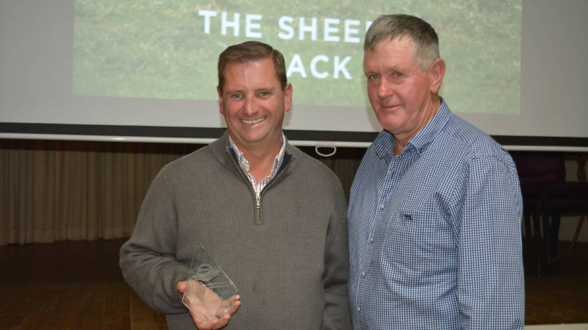The people's choice award for 2017 went to Brian Anderson (right), "Lower Sylvia Vale", Binda, with his Hazeldean-blood maiden ewes, classed by Rick Power (left) of Landmark stud stock, Grenfell. 