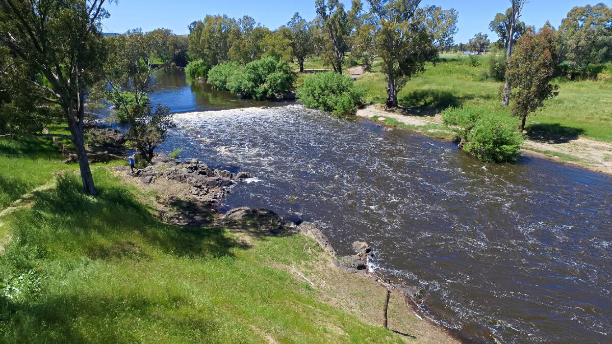 Situated just five kilometres north of Wellington fronting the Macquarie River and 30 minutes from Dubbo, “Mount Nanima” is a choice and well-developed property ideally suited to a mixed livestock breeding, trading or fattening regime. 