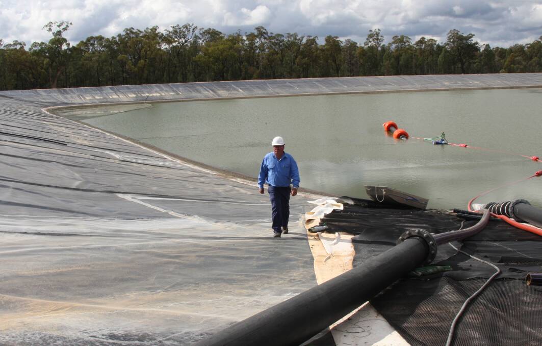 Santos coal seam gas project holding ponds in the Pilliga, near Narrabri. The project is the last remaining CSG project after other gas players either abandoned their projects or were bought out by the government. Photo by Rob Homer. 
