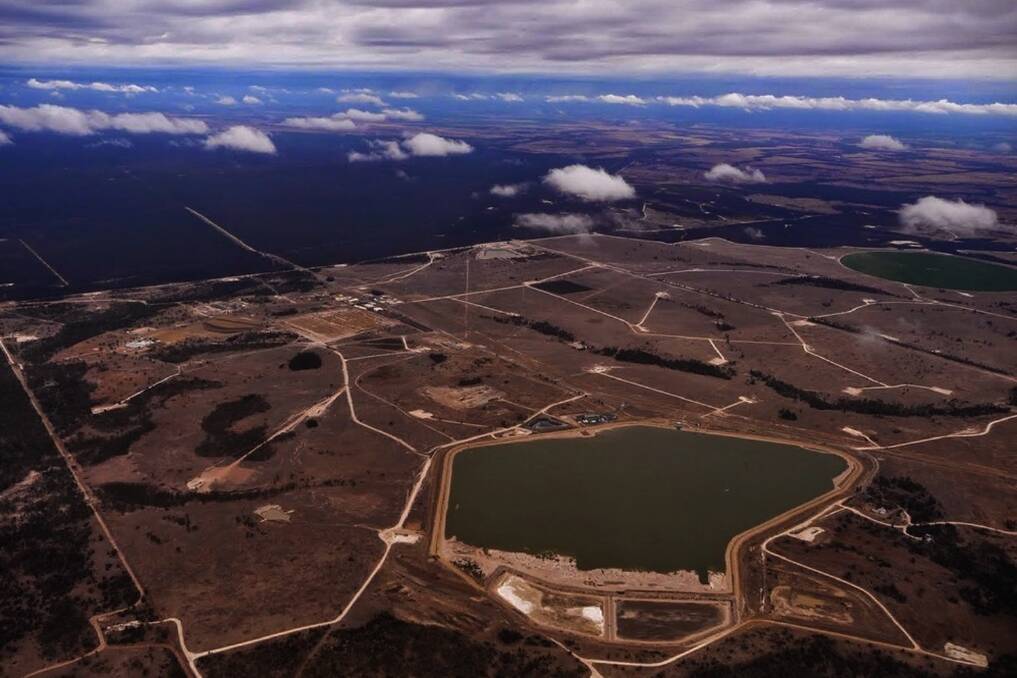 Coal seam gas ponds, wells and realted infrastructure in Queensland.