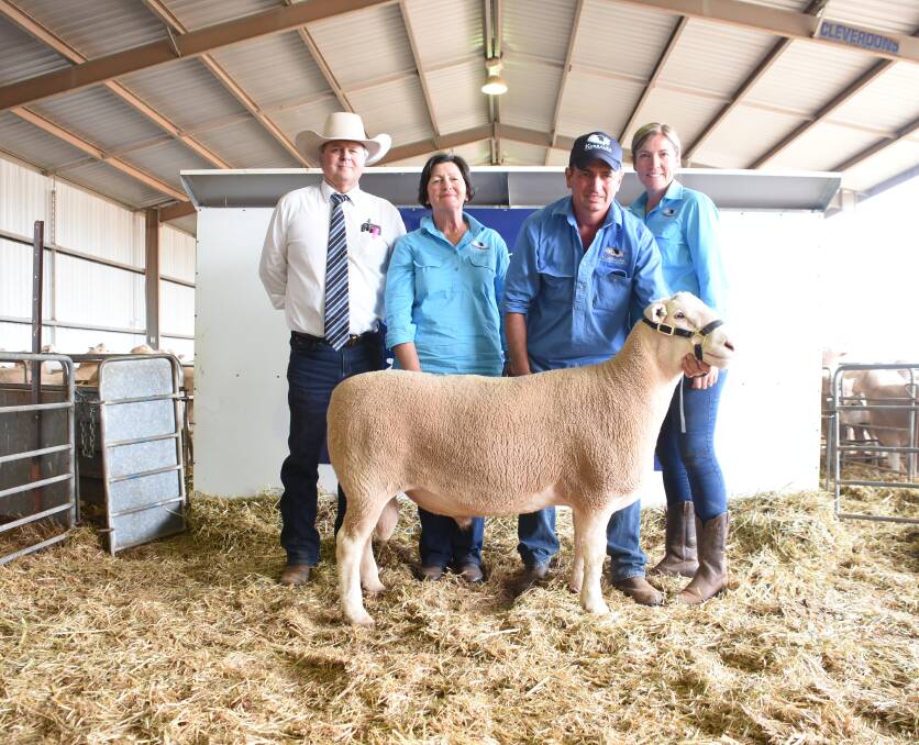 Michael Glassor, GTSM, Kim, Ben and Lucy Prentice, Kurralea pictured with top price White Suffolk ram sold to Janmac Poll Dorset and White Suffolk Stud