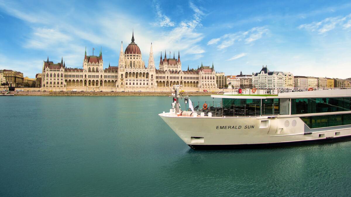 Evergreen’s ‘Star Ship’ Emerald Sun in Budapest.