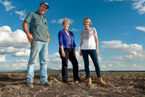 Gurley farmer Penny Blatchford, pictured (right) with husband Rob and Greens leader Christine Milne, has joined the Greens ticket for the Senate.