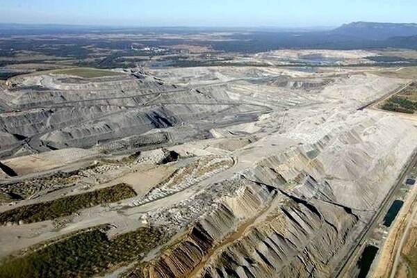 Govt backs bid for bigger Bulga coal