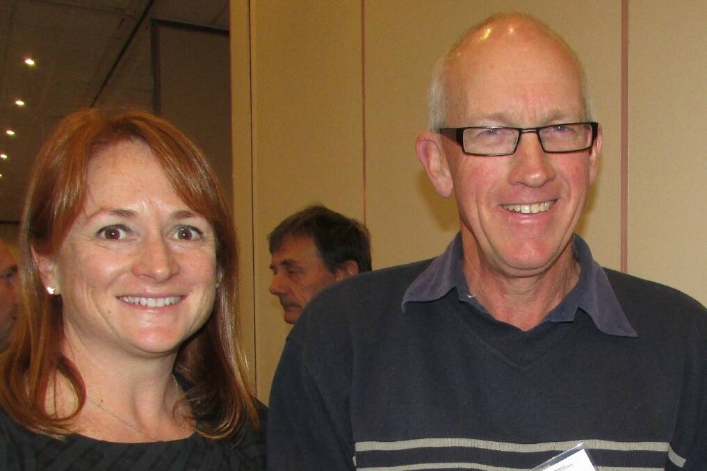 At a combined meeting of the RCSNs in 2014 were GRDC Southern Regional Panel member Susan Findlay Tickner of Horsham (Victoria) and low rainfall zone RCSN member Barry Mudge, Port Germein (SA)