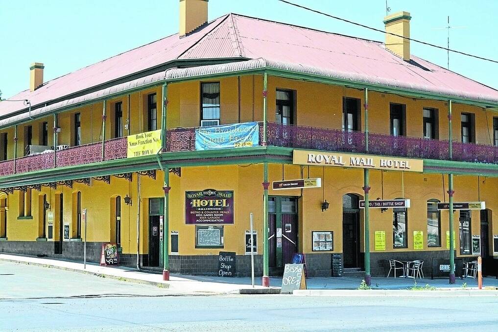 The Royal Mail Hotel Braidwood, built in 1890, serves the coldest beer in town. 