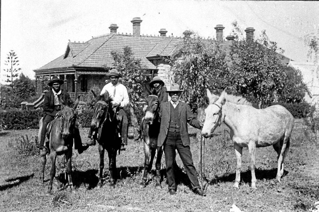 Sidney Kidman at Kapunda, South Australia, with stockmen.