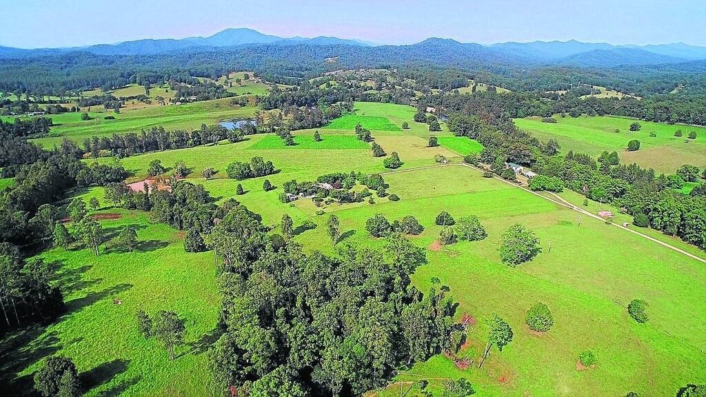 “Glynravon”, to the west of Bellingen, offers 84 hectares (207 acres) of land enjoying the benefits of high average annual rainfall of 1800mm.