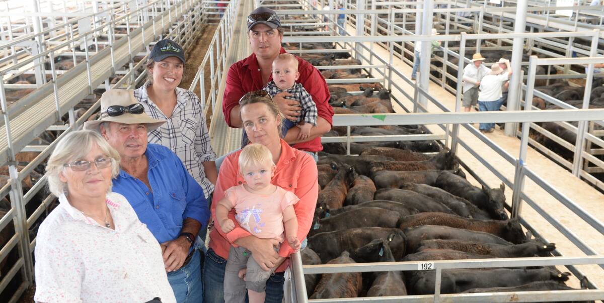 The Manning family, Mayke, Dr Rod, Dr Anna & Rodda, Alex & Kate with Bambi. Davilak Past Co sold 474 steers, average $1149.