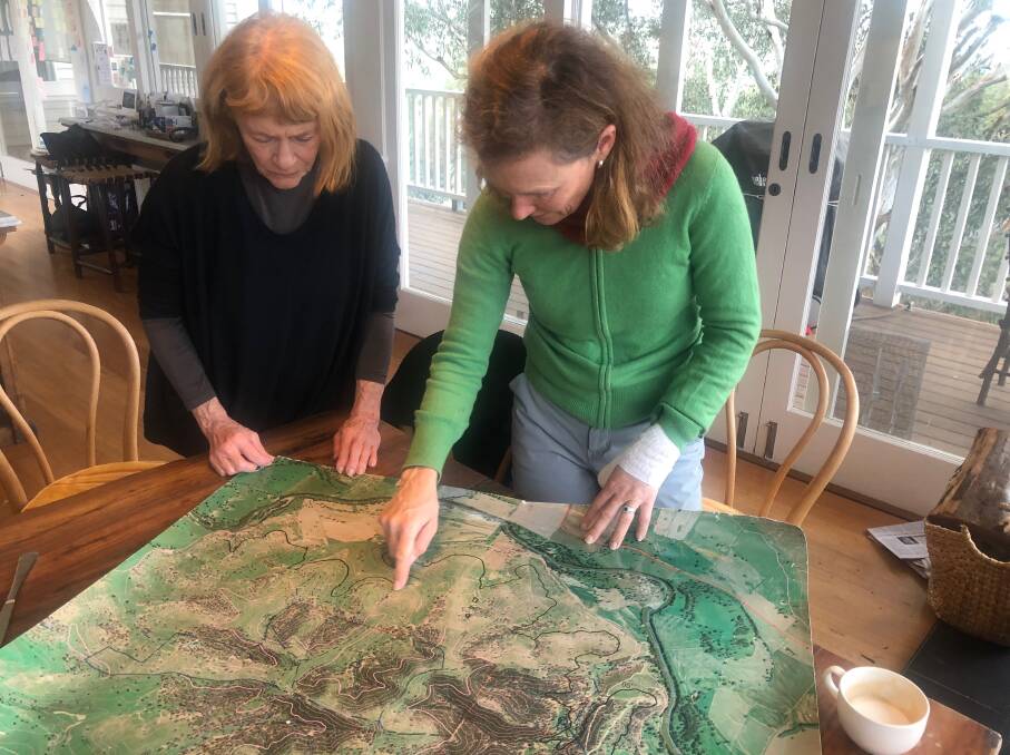 Janet Laurence Sydney based multi medium artist and Rebecca Gorman from Yabtree West Mundarlo discussing the relationship between art and landscape. Photo: Gillian Sanbrook