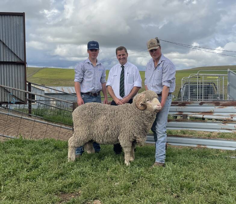 Charlie Pendergast, Rick Power, Nutrien stud stock and Will Pendergast with the second top priced ram bought by Michael Collins, Mt Bute Merino stud, Skipton, Victoria.
