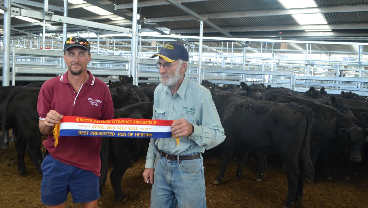 Roy and Wiley Reeves, Bia Grab Pastoral Co, Grabben Gullen with their Best Presented Pen of Heifers sold for $600