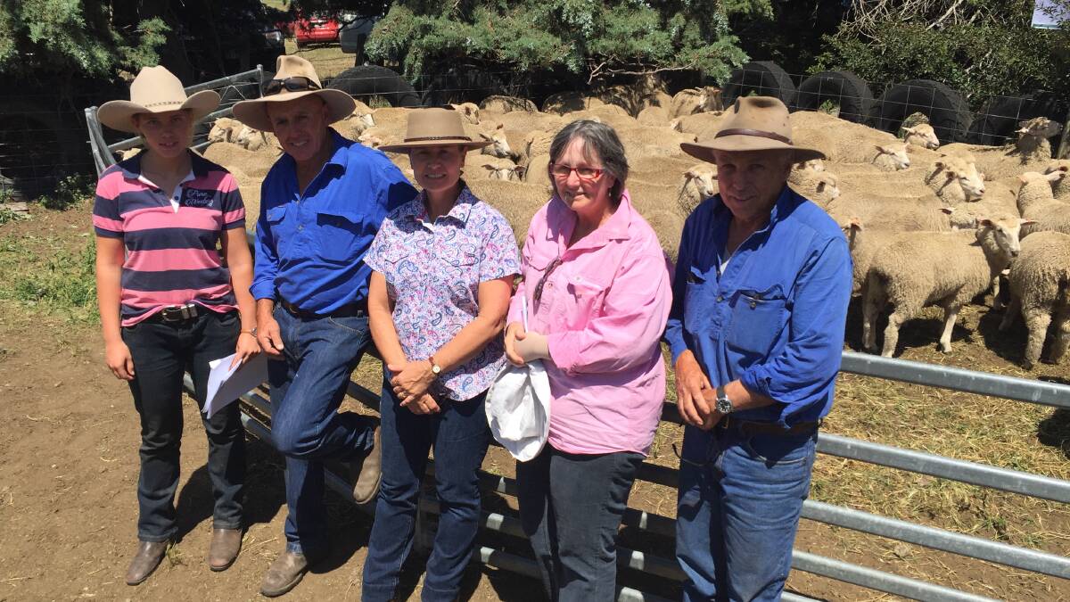 Morgan Tilker with Lionel and Kathleen Platts and Sharyn and Stephen Platts who sold 94 first-cross ewe lambs for $150.

