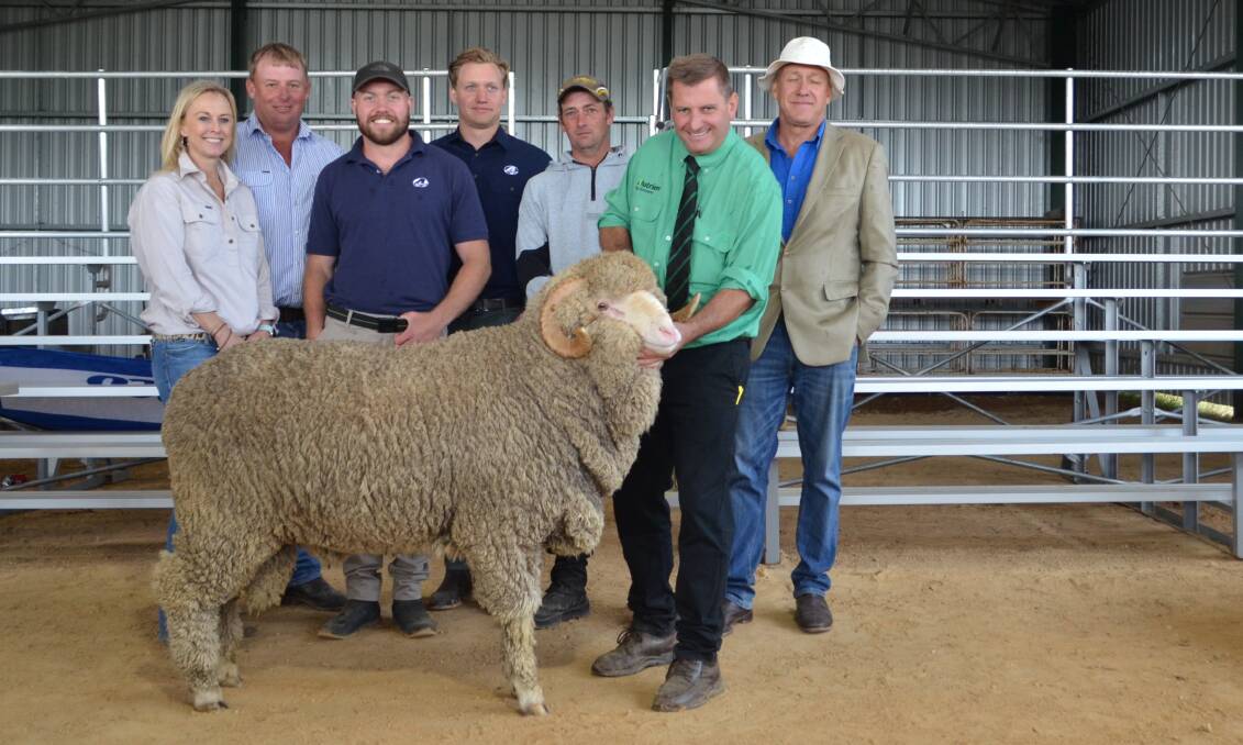 Krisi and Anthony Frost, Thalabah Merinos, Crookwell with buyers Daniel and Josh Olsson, Goulburn, property manager Nathan Selmes, Rick Power, Nutrien Ag Solutions and Chick Olsson, Royal Oak, Goulburn.