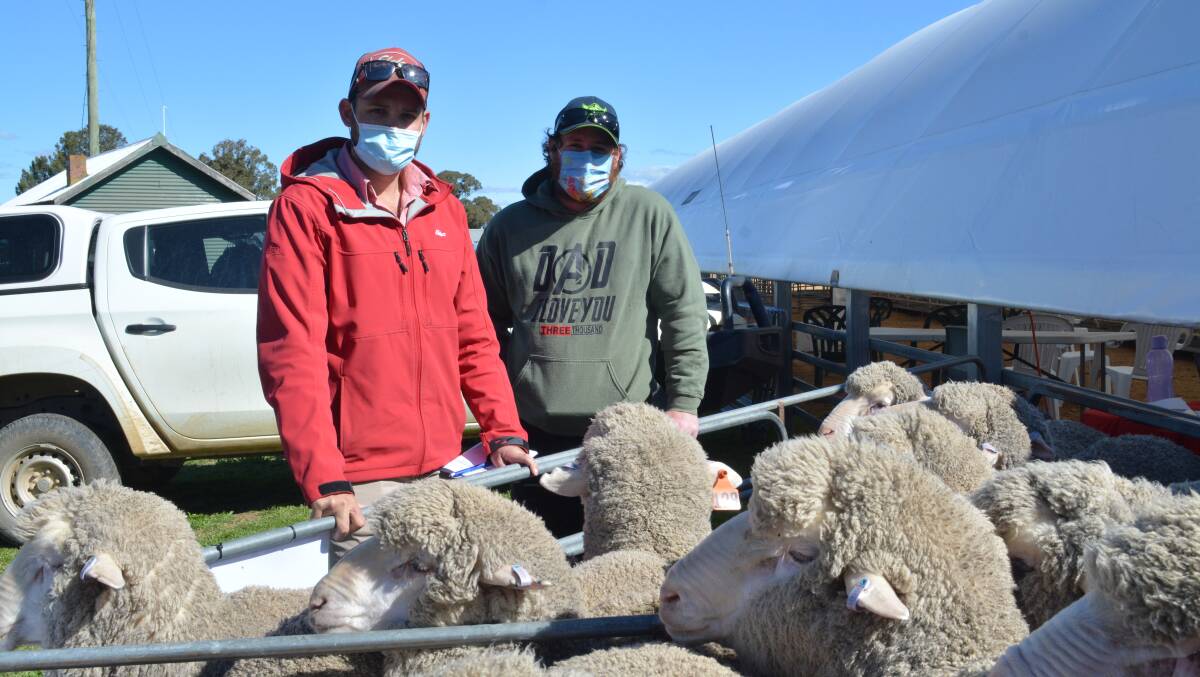 First time GullenGamble purchasers, Daniel Lewis of Elders Goulburn and Pastoralize Pty Ltd manager Nathan Robertson, Bigga were the largest volume buyers taking home 18 rams at an average of $1903.