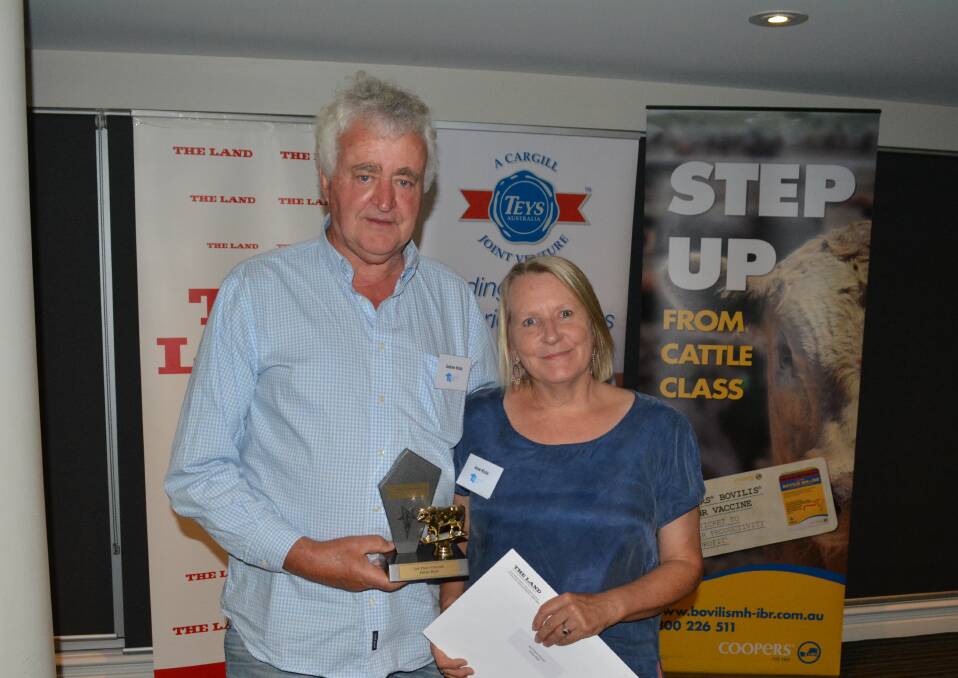 Andrew and Anne Hicks, Hicks Beef, Annandayle South, Holbrook, were awarded third and eight place with their two pens of Australian Beef Composite steers. 