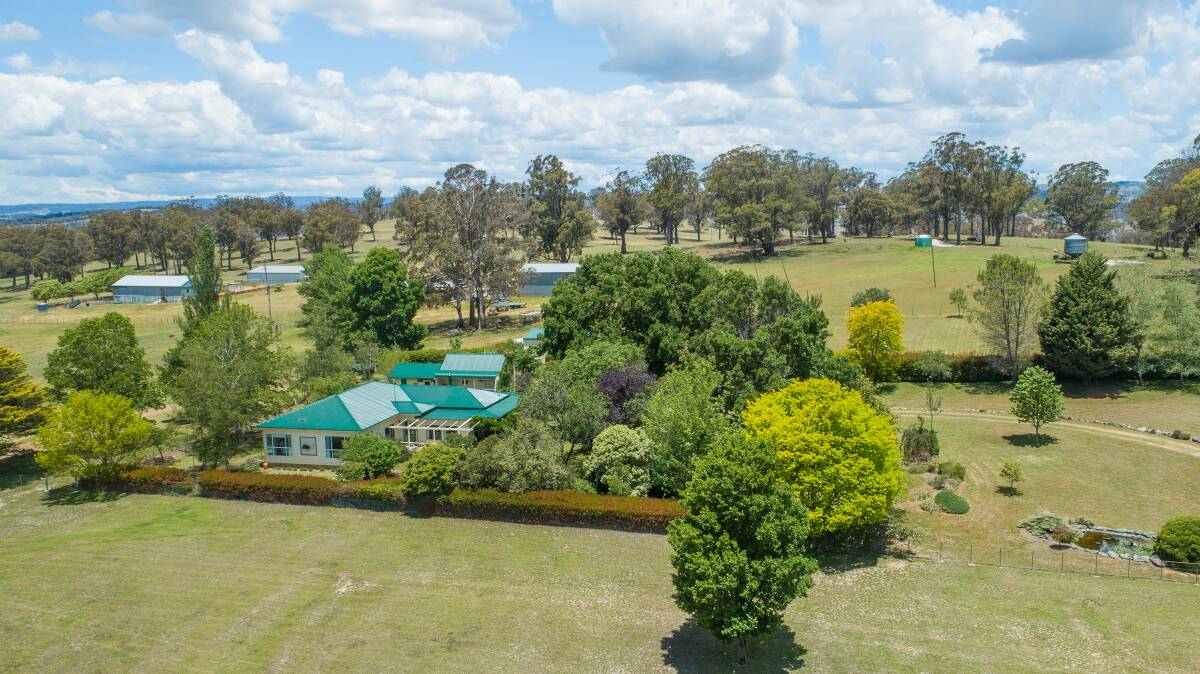 Situated just 20 kilometres south-east of Walcha on the edge of the eastern escarpment, “Hartford” is a well-improved 638 hectare (1575ac) property of predominantly rich red basalt soils.