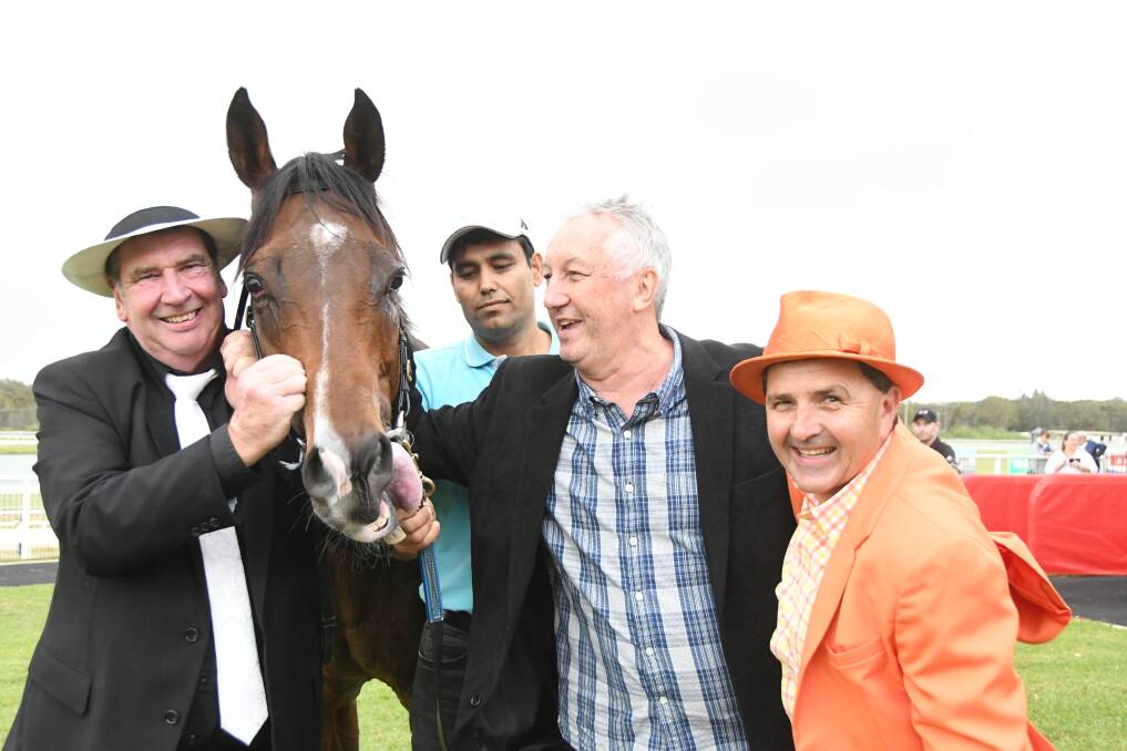 Robert Cox, Abhashek Choubhry, Chris Moorfoot and Waterhouse/Bott stable representative Neil Paine with Rapido Chaparro after his Port Macquarie Cup win. 