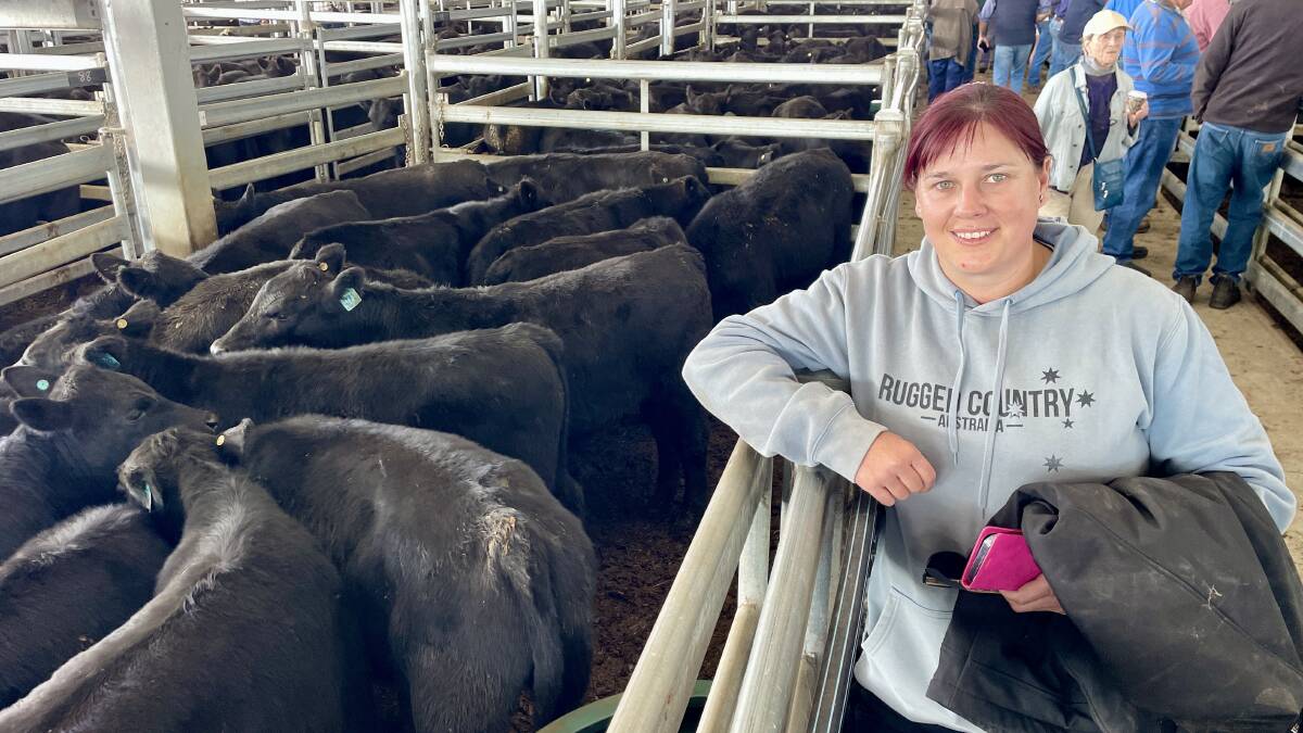 Michelle Rawlinson, Goulburn, sold 19 Angus steers carrying Hazeldean and KO bloodlines and weighing 351kg for $1360 a head. Picture by Hayley Warden