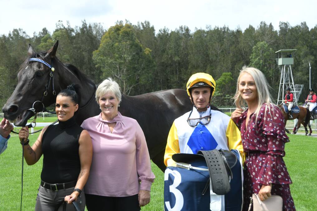 Sebago with strapper Michelle Campbell, winning Port Macquarie trainer Jenny Graham (also the trainer of Magnalane), hoop Ben Looker and Jenny's daughter Melinda Turner at Taree. Photo Virginia Harvey
