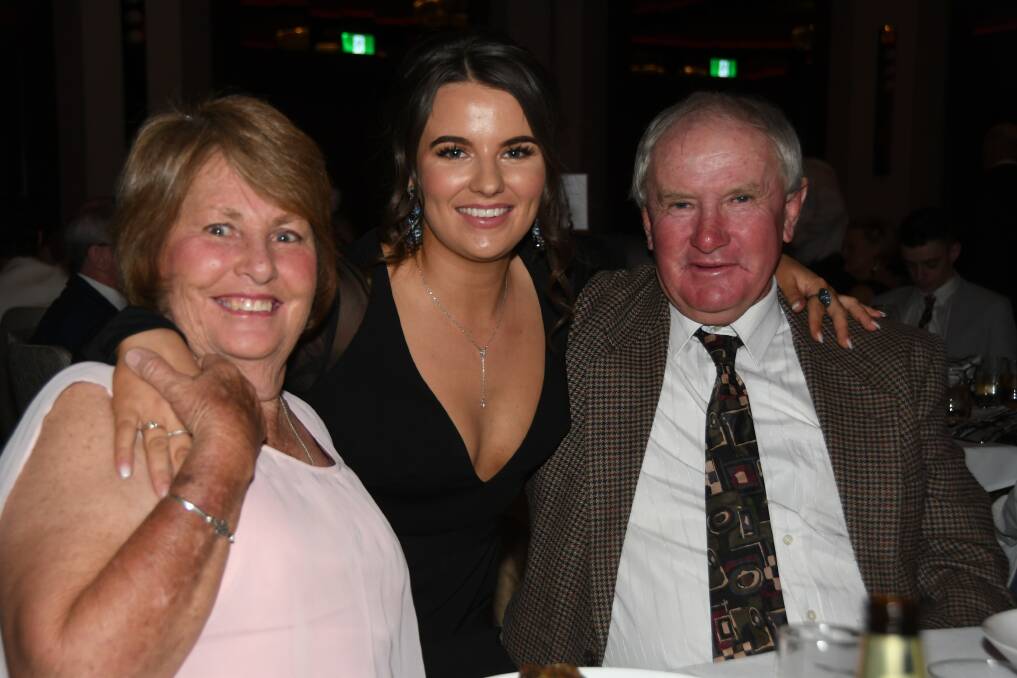 Popular western racing identities, Wendy and Rodney Robb of Nyngan, flank Maddison Wright, who was named Country Approved Rider of the Year at the Racing NSW Country and Provincial Awards. Photos Virginia Harvey