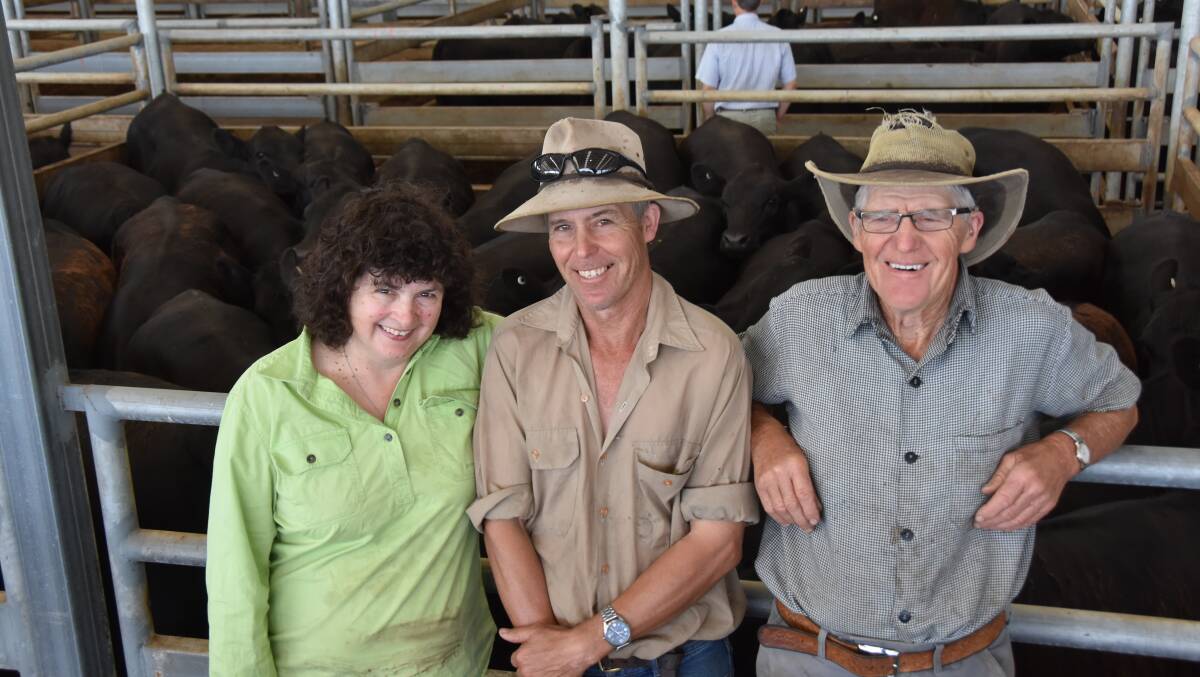 Carol, Alan and Rod Smith, Joanna, topped the Naracoorte heifer weaner sale with their 30 Glatz blood heifers making $1170. They were 355kg. Picture by Catherine Miller
