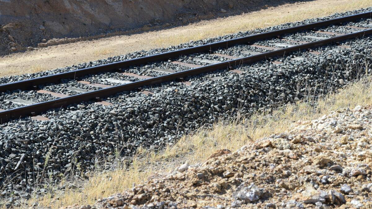 It might seem like a simple installation, but getting a rail line across a property seems to be littered with pitfalls for both landholders and the project's proponents, the Australian Rail Track Corporation. A high-profile lawyer has described a land access agreement being put forward by ARTC as "dangerous".