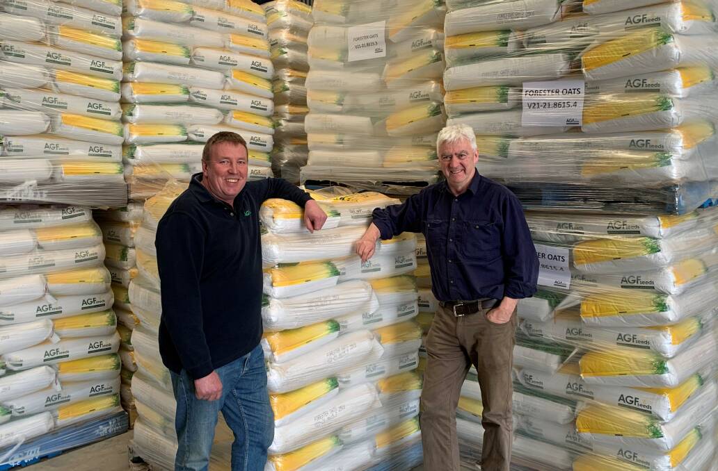 Andrew McNaughton, AGF Managing Director, and right, Mike Smyth, Smyth Seeds.