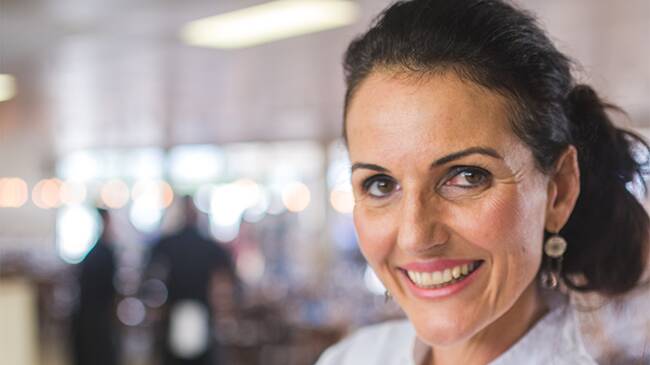 With over 30 years in the hospitality industry, and over 20 years' experience as a chef and restaurateur, Dominique Rizzo has really established herself as a well-known chef.