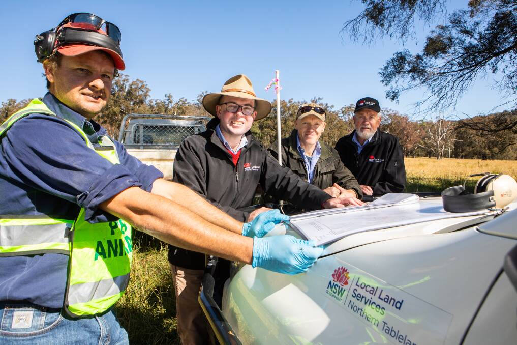 LLS biosecurity officer Perry Newman, Agriculture Minister Adam Marshall, Northern Tablelands LLS general manager Paul Hutchings and NT LLS board chair Grahame Marriott.