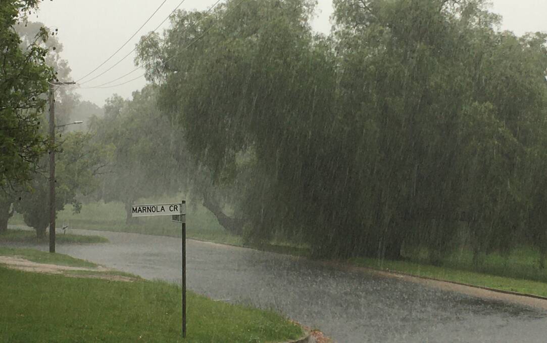 Tamworth was drenched by a downpour of rain on Tuesday afternoon and evening. Photo: Billy Jupp 