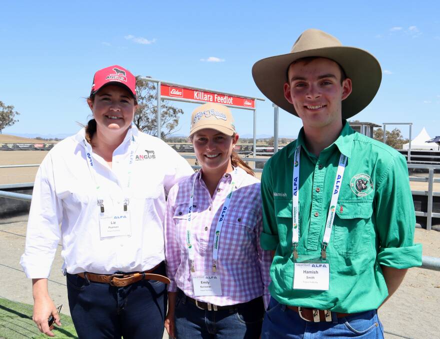 Angus Australia commercial supply chain manager Liz Pearson with scholarship recipients Emily Scrivener, Walcha, NSW, and Hamish Smith, Northern Victoria, at SmartBeef23. Picture by Kate Stark