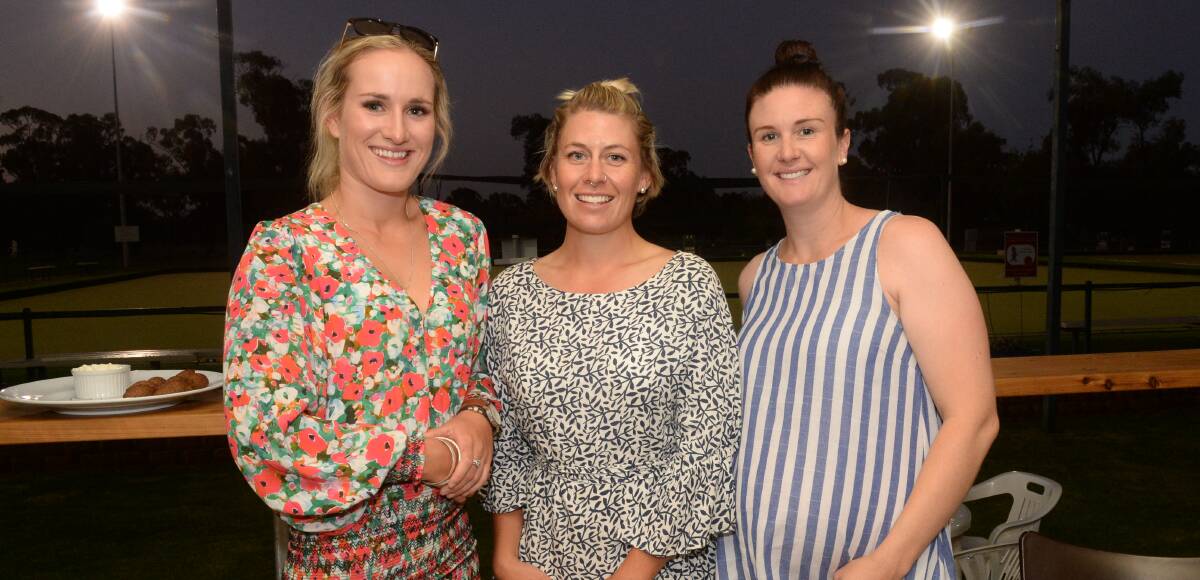 Representing their commercial flocks are Meg Crouch, Karu, Condobolin, with Louise Neal, Lockerbie, Condobolin and Penny McDonald, North Condobolin