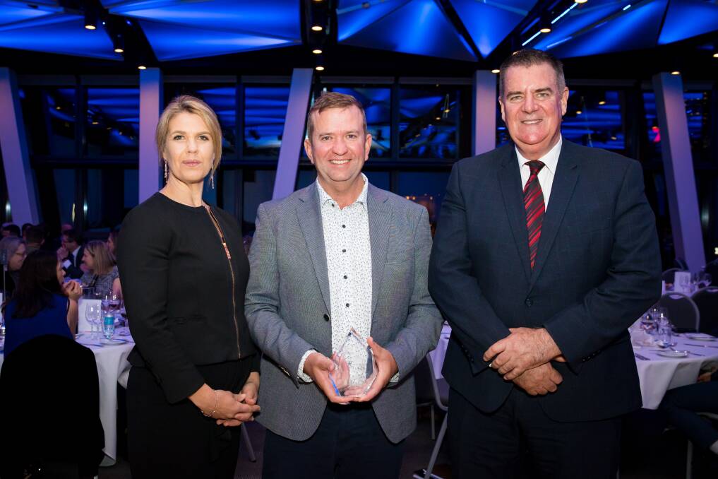 WIN: Growcom chair Belinda Adams, Steven Moffatt, Moffatt Fresh Produce and Qld agriculture minister Mark Furner at the 2021 Qld Horticulture Export of the Year Awards. 