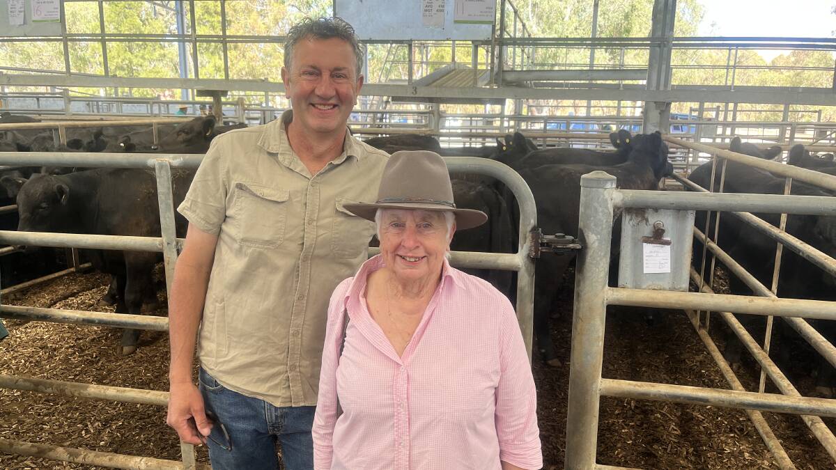 Lee Mallamaci and his mother Jill Mallamaci, Combi Farm, Reedy Creek, sold 17 mixed-sex Angus steers during the feature sale.
