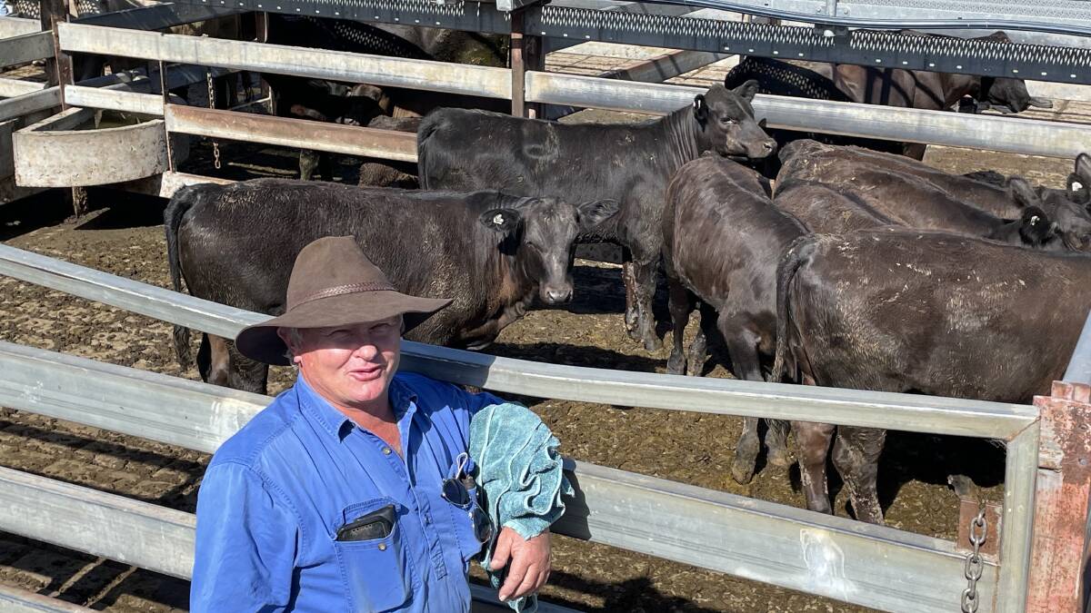 Lewis Hughes, Woodford Island, with Autumn-drop Angus heifers sired by Tandara bulls which reached a top of $1692 at 686.2c/kg for 246.7kg. The lighter calves made to 784.2c/kg for 192.5c/kg.