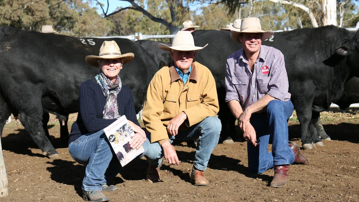 Gloria and Phillip McCormack, managers of  the Curtin Family's Moredun Station, Ben Lomond, with Ian Vivers, Eaglehawk Angus. Moredun Station purchased seven bulls.