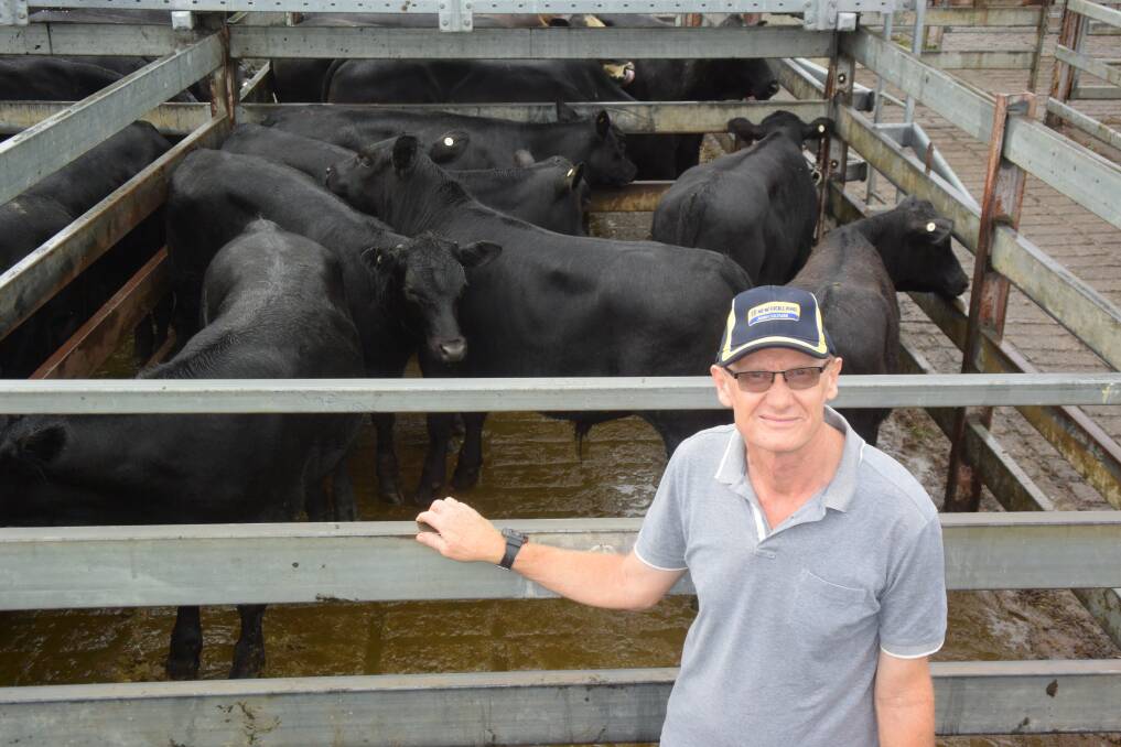 Wayne Jefferies, Gilletts Ridge, sold Nairn Park/Coolarmagh Angus steers, nine months, 290kg for 480c/kg or $1392 going to Shamil Livestock.