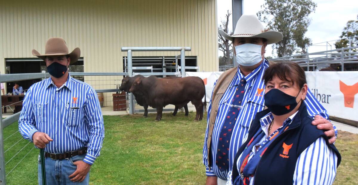 A change of the guard is taking place at Yulgilbar Station this selling season with in-coming manager Brett Ellem with the top priced bulls sold on Friday - and outgoing managers Rob and Loraine Sinnamon, who bought one of the sires and sold the other.