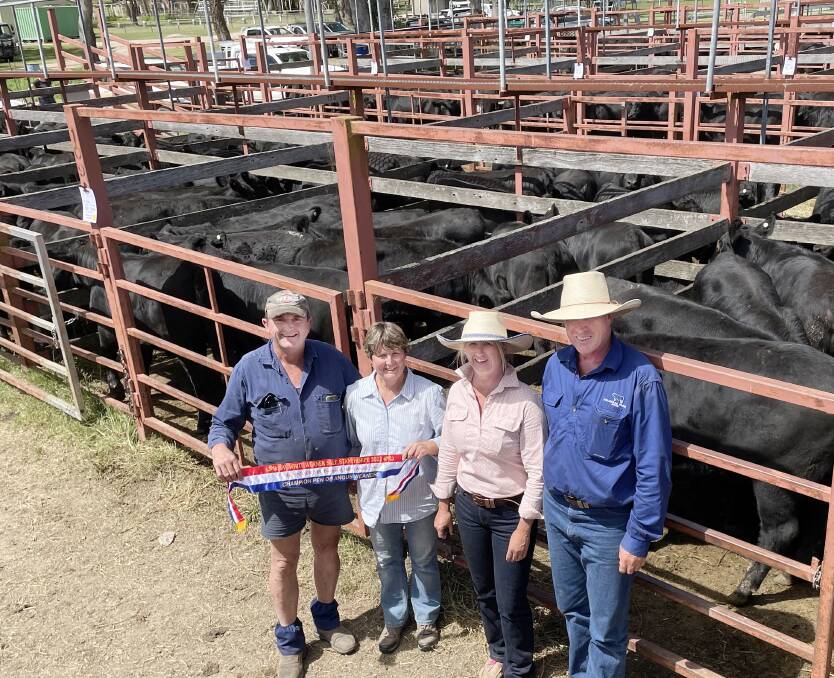 Champion Angus heifers from the Pethers family, Woodenbong, 373kg made 750c/kg or $2801 going back to the Tooloom district as breeders, pictured with Bruce and Kerrie Pethers and ribbon sponsors Kelly and Darren Battistuzzi, Inglebrae Farms Angus at Sunnyside.