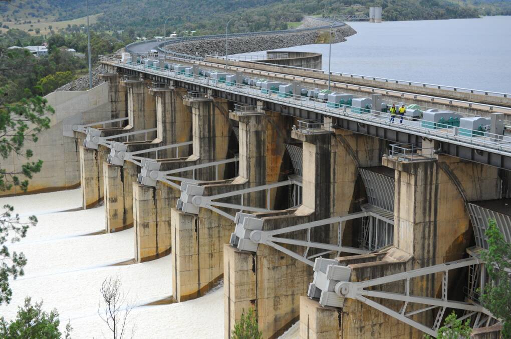 The Upper House inquiry found the NSW government has not proven that raising the Wyangala Dam wall would be a cost-effective or sustainable solution for improving the Lachlan Valley's water security. Photo: File 2012 